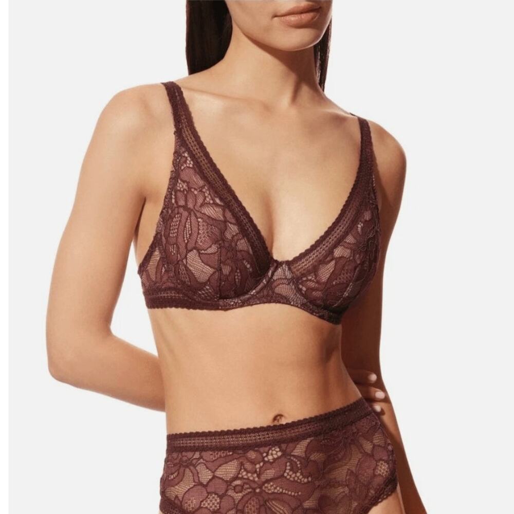 Wolford Lace Bra Size 36B Deep Plum Purple Underwire Plunge NWT $248 MSRP